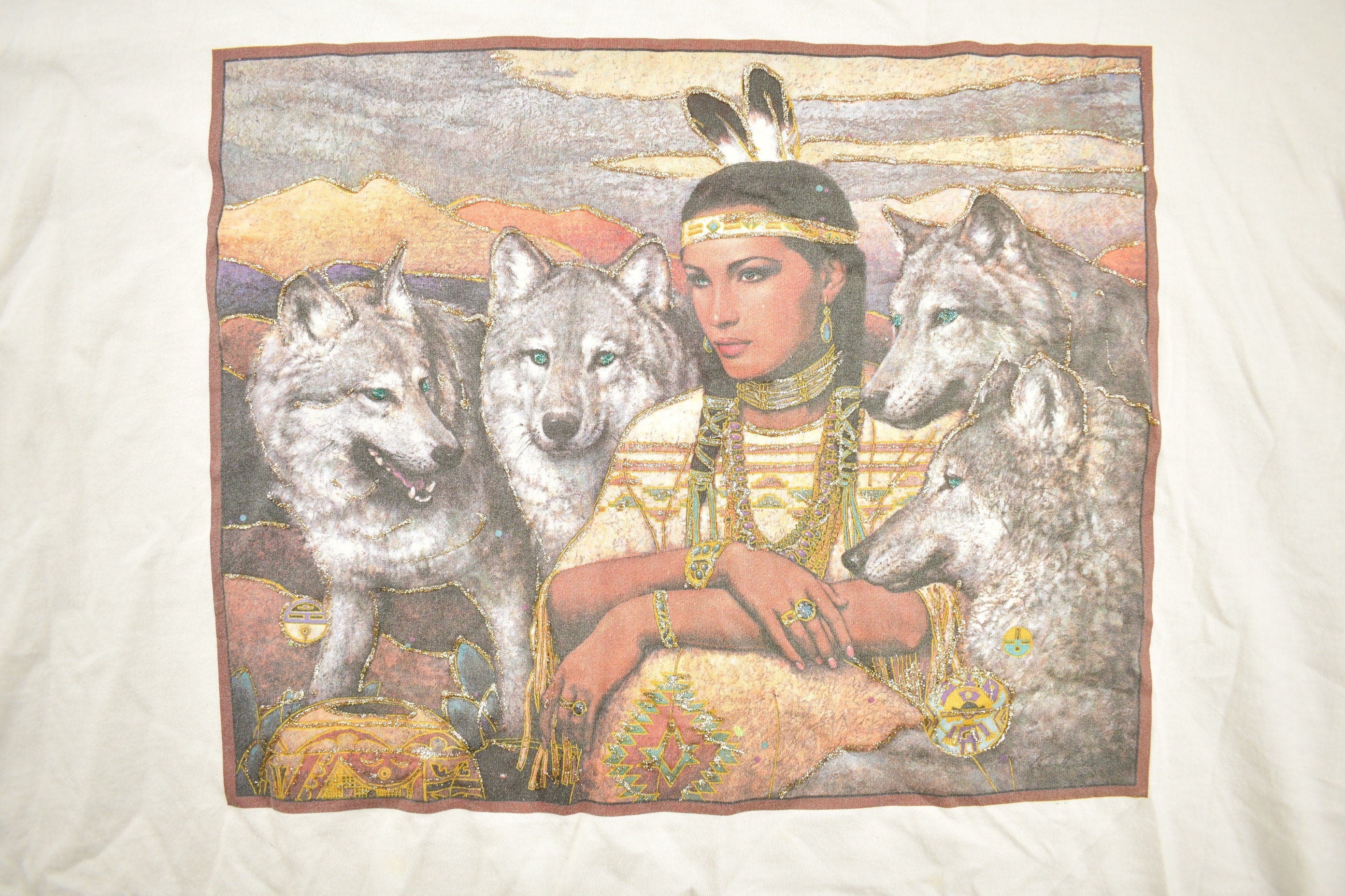Vintage Y2K Native American Wolf Theme T Shirt