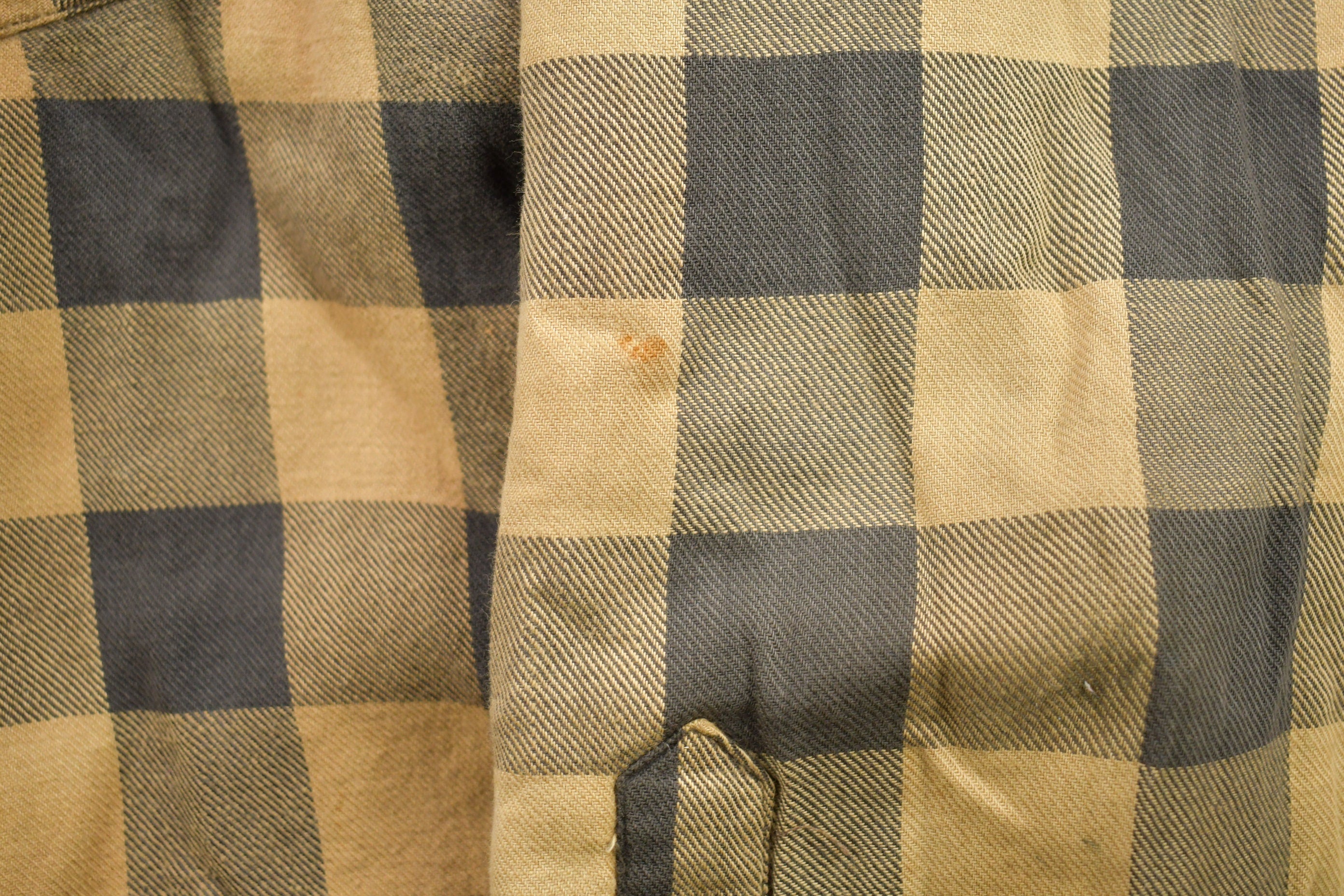 Vintage 1990s Arrow Insulated Plaid Flannel Button Up Shirt