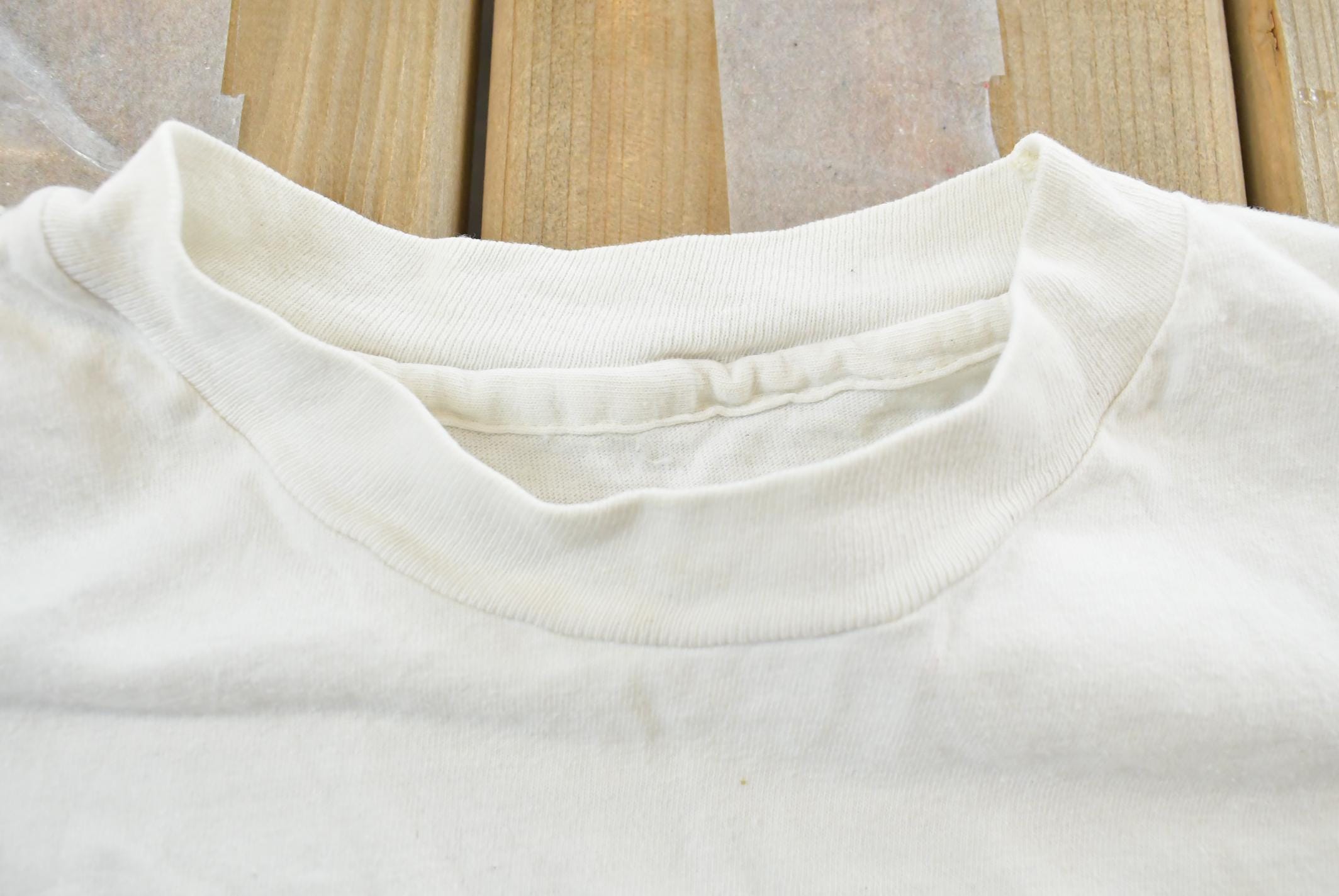 Vintage 1990s Natural Lands Trust T-Shirt Mens M / 90s Streetwear / Retro Style / Outdoors / Single Stitch