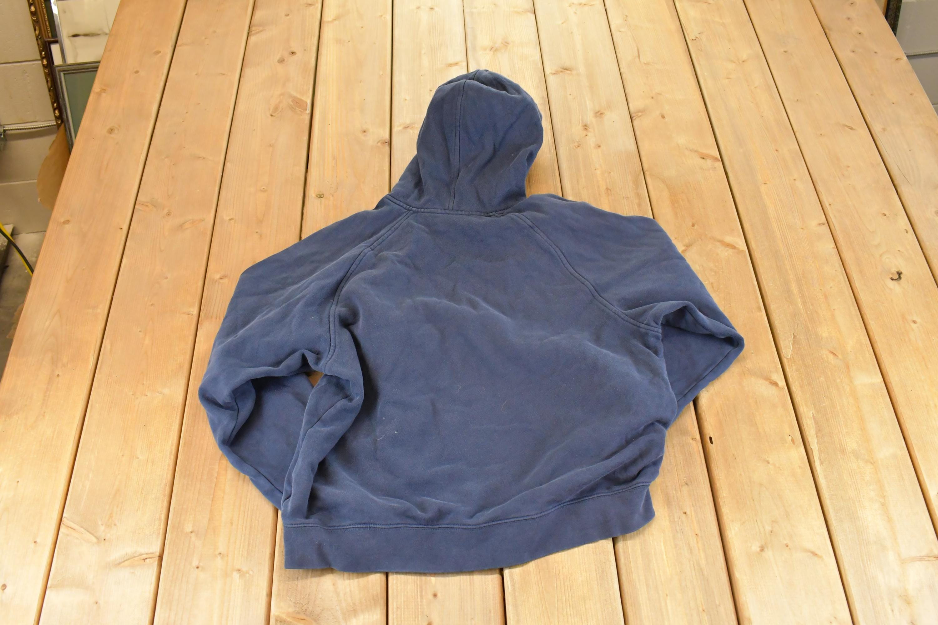 Vintage Y2K Nike Embroidered Mini Swoosh Hoodie Sweatshirt Mens M / Vintage Nike / Sportswear / Streetwear / Athleisure