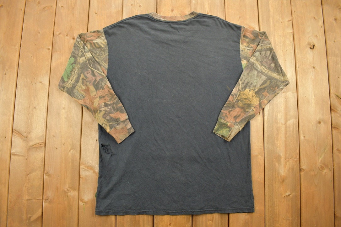 Vintage 1990s Thirty Point Bock Camo Long Sleeve Shirt