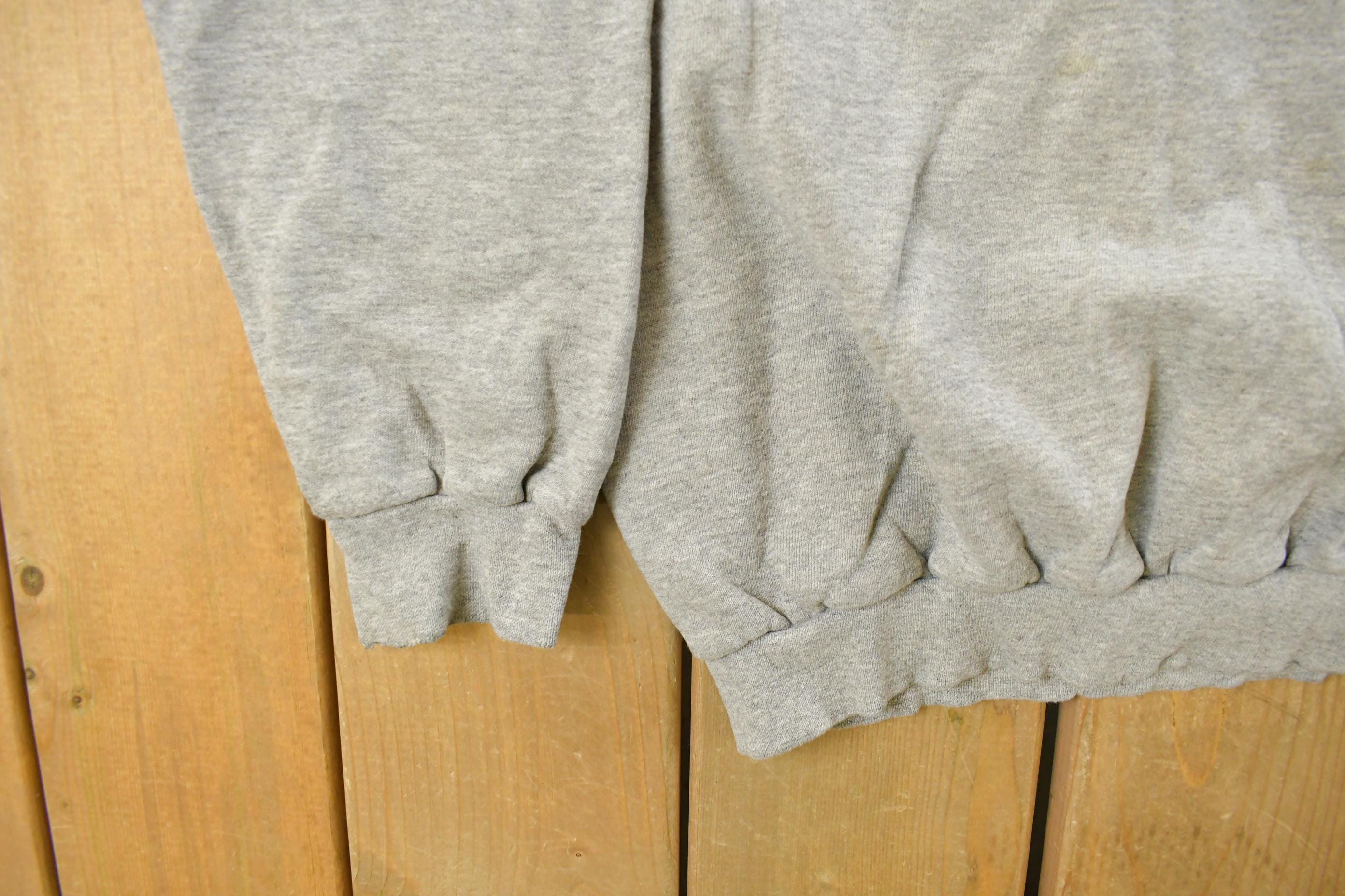 Vintage 1990s Walsh University Collegiate Crewneck Sweatshirt Men's Medium