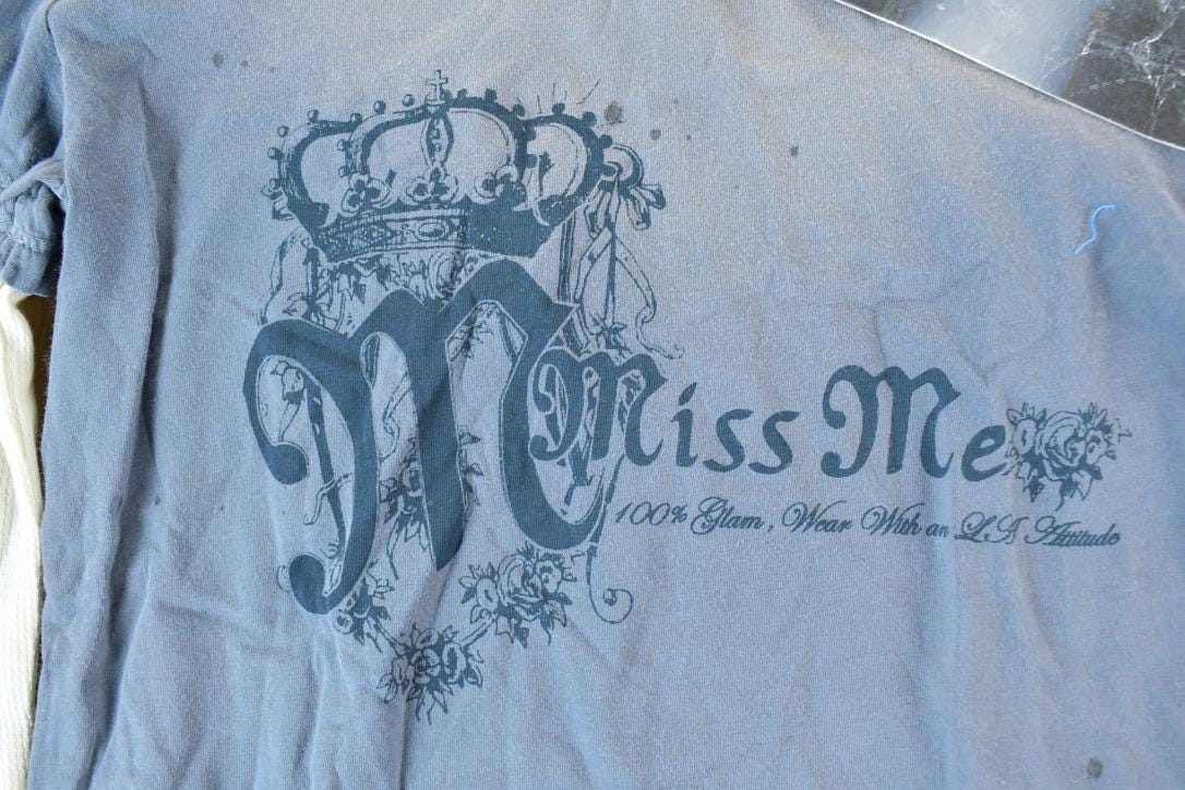 Women Vintage Deadstock Vigoss Y2K Argyle Lion Double Sleeve T-Shirt