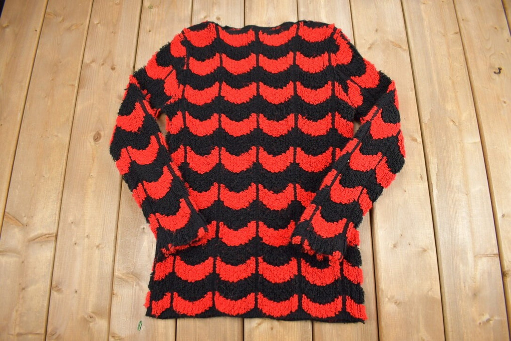 Vintage 1980s Abstract Theme Knit Sweater
