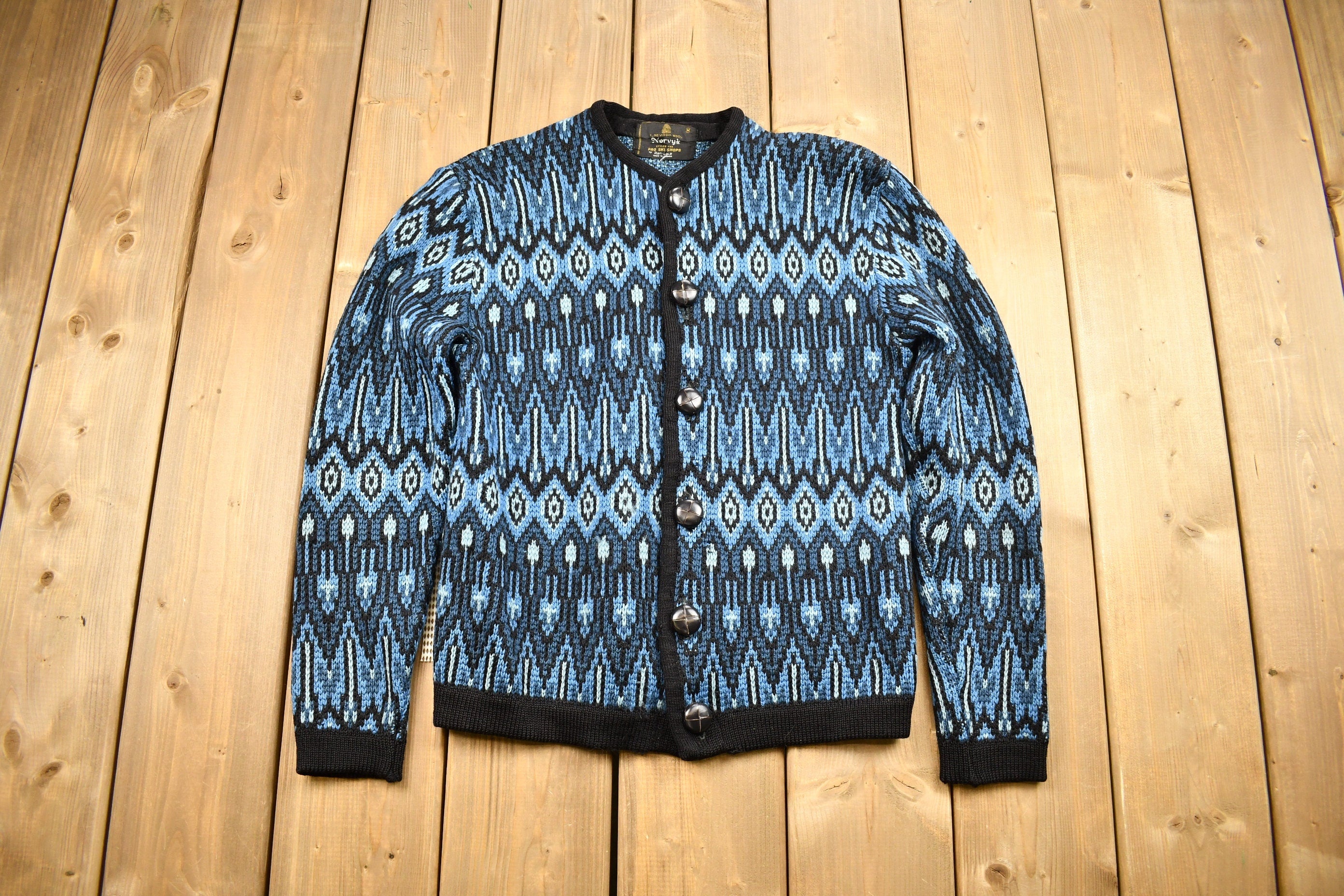 Vintage 1980s Norvyk Pure Wool Cardigan Sweater Diamond Pattern
