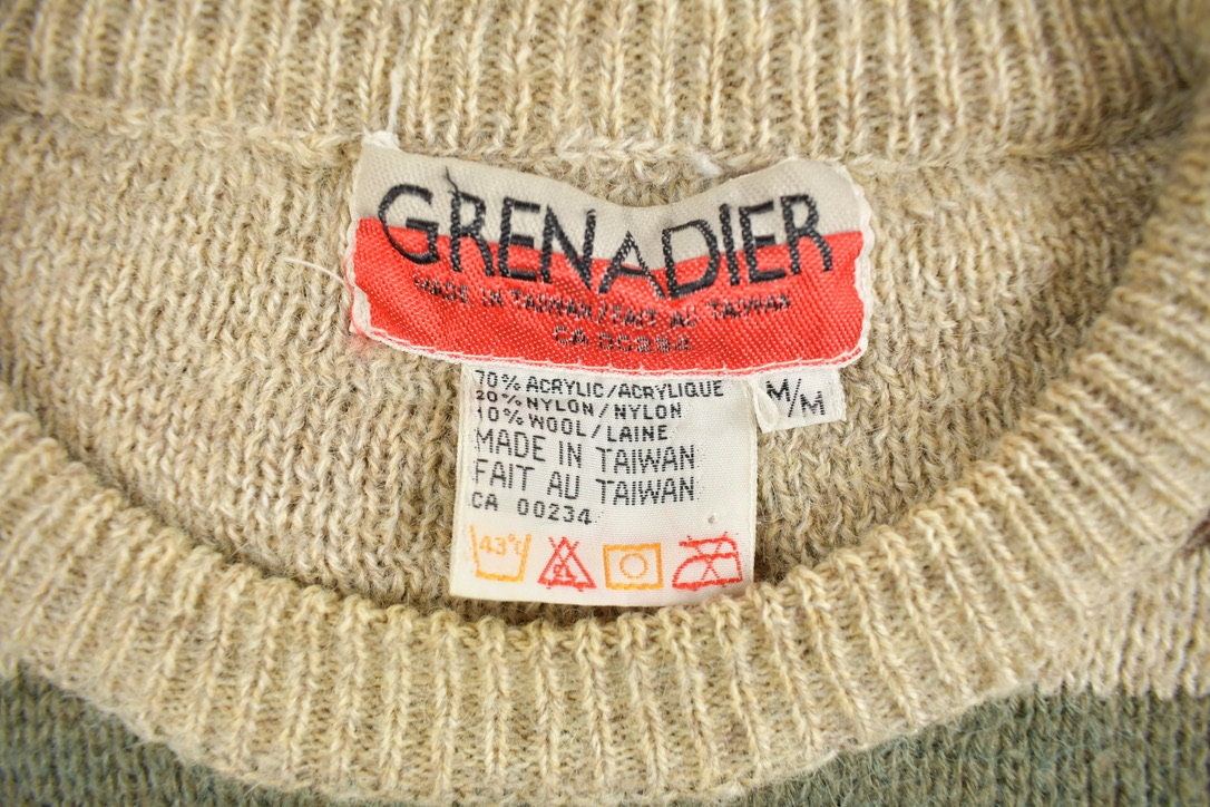 Vintage 1970s Grenadier Striped Knitted Sweater / Vintage 90s Crewneck / Pattern Sweater / Outdoor / Abstract / Pullover Sweatshirt