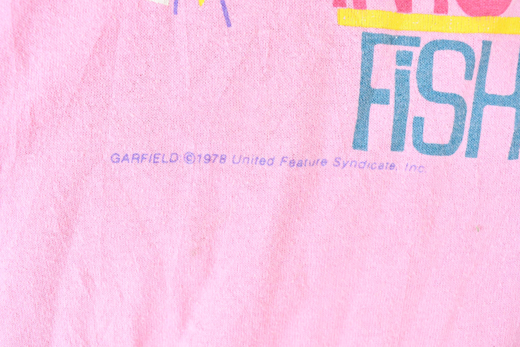 Vintage 1990s Flirts Pices Zodiac Sign Garfield Graphic T-Shirt