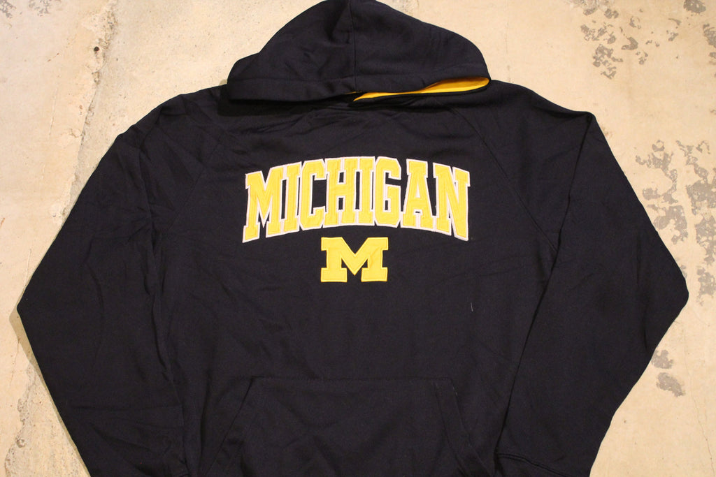 Vintage 1990s Michigan Wolverines Embroidered Hoodie / 90s Sweater / Varsity Print / 80s / 90s / Athletic Pull Over / Wolverines Fan Gear