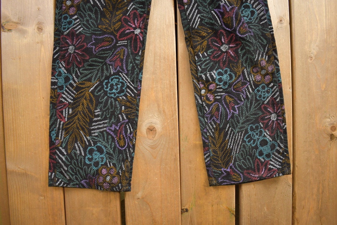 Vintage 1990s Lee Floral Corduroy Pants Size 28x31