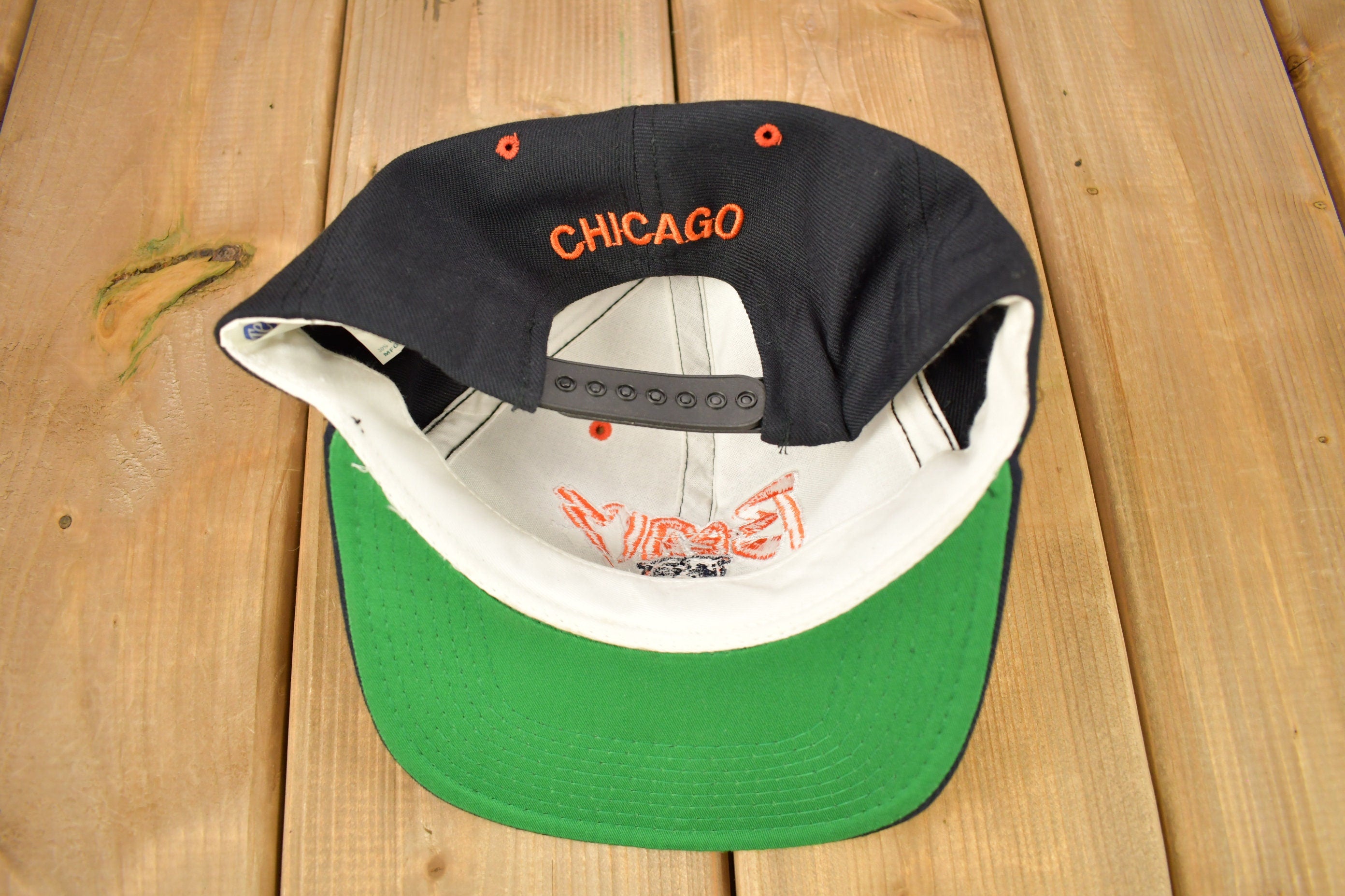 Vintage 1990s Headstock Chicago Bears NFL New Era Snap Back Hat