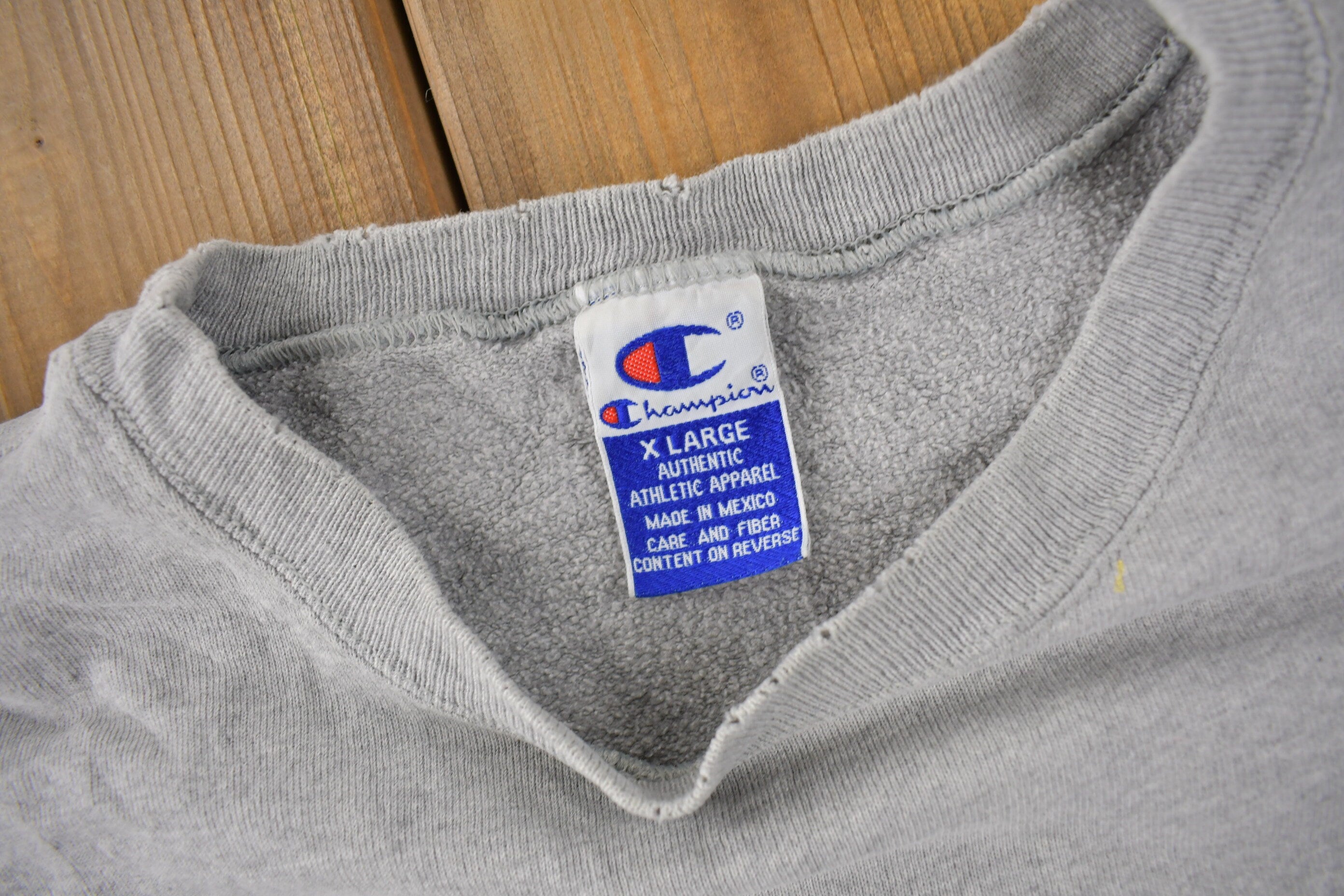 Vintage 1990s Champion Small Logo Embroidered Crewneck Sweatshirt Size XL