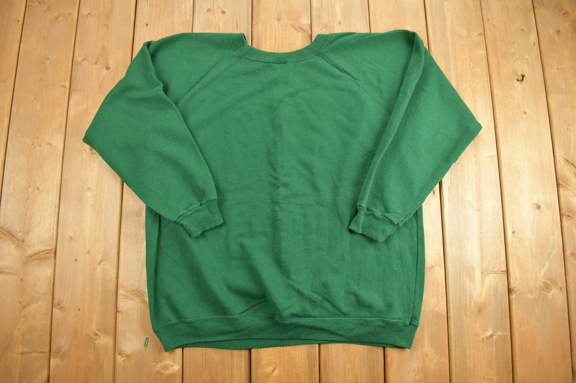 Vintage 1990s Blank Green Hanes Crewneck Sweatshirt