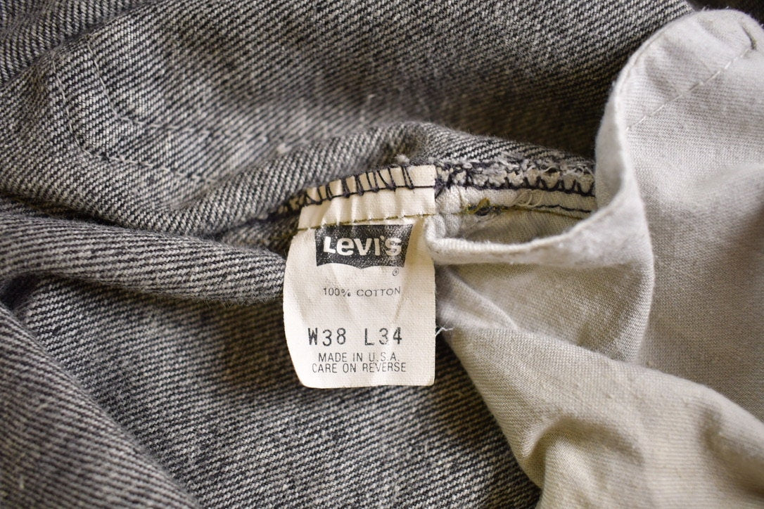 Vintage 1990s Levi's 505 Red Tab Jeans Size 36 x 33.5 / Vintage Denim / Streetwear / Jeans / Essentials / Vintage Levi's