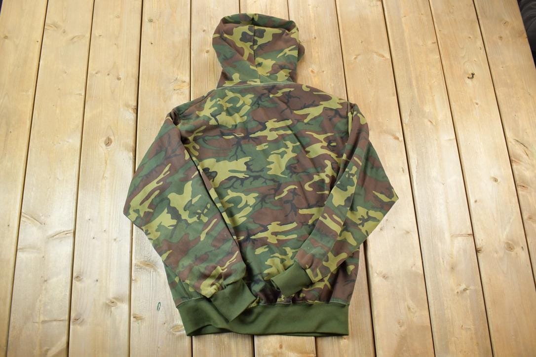 Vintage 1990s Camo Zip Up Graphic Hoodie