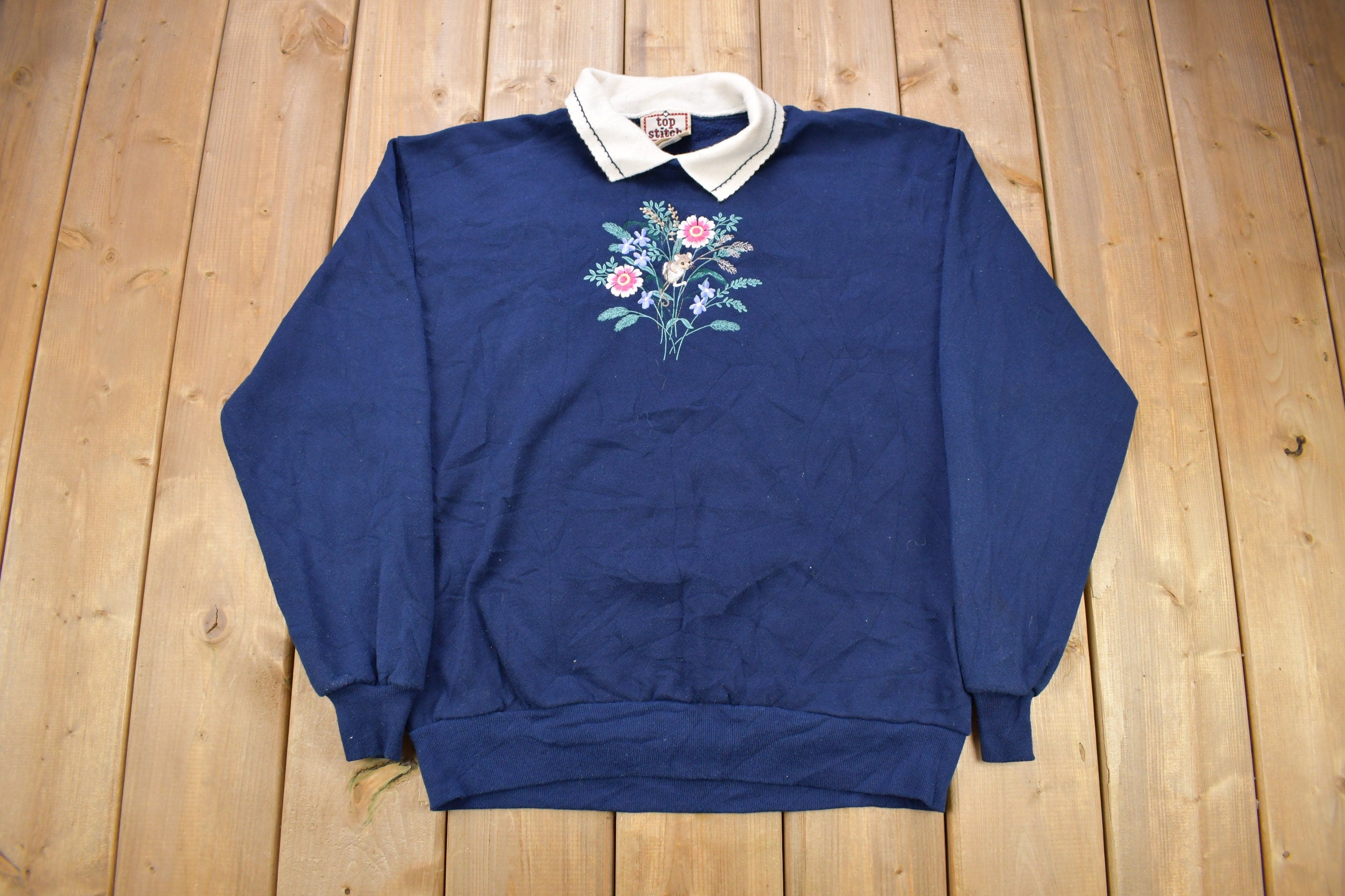Vintage 1990s Top Stitch Mouse& Flowers Embroidered Sweater