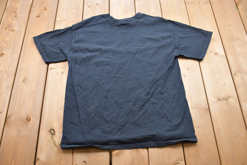 Vintage 2001 Elvis Presley T-shirt Band Tee King of Rock