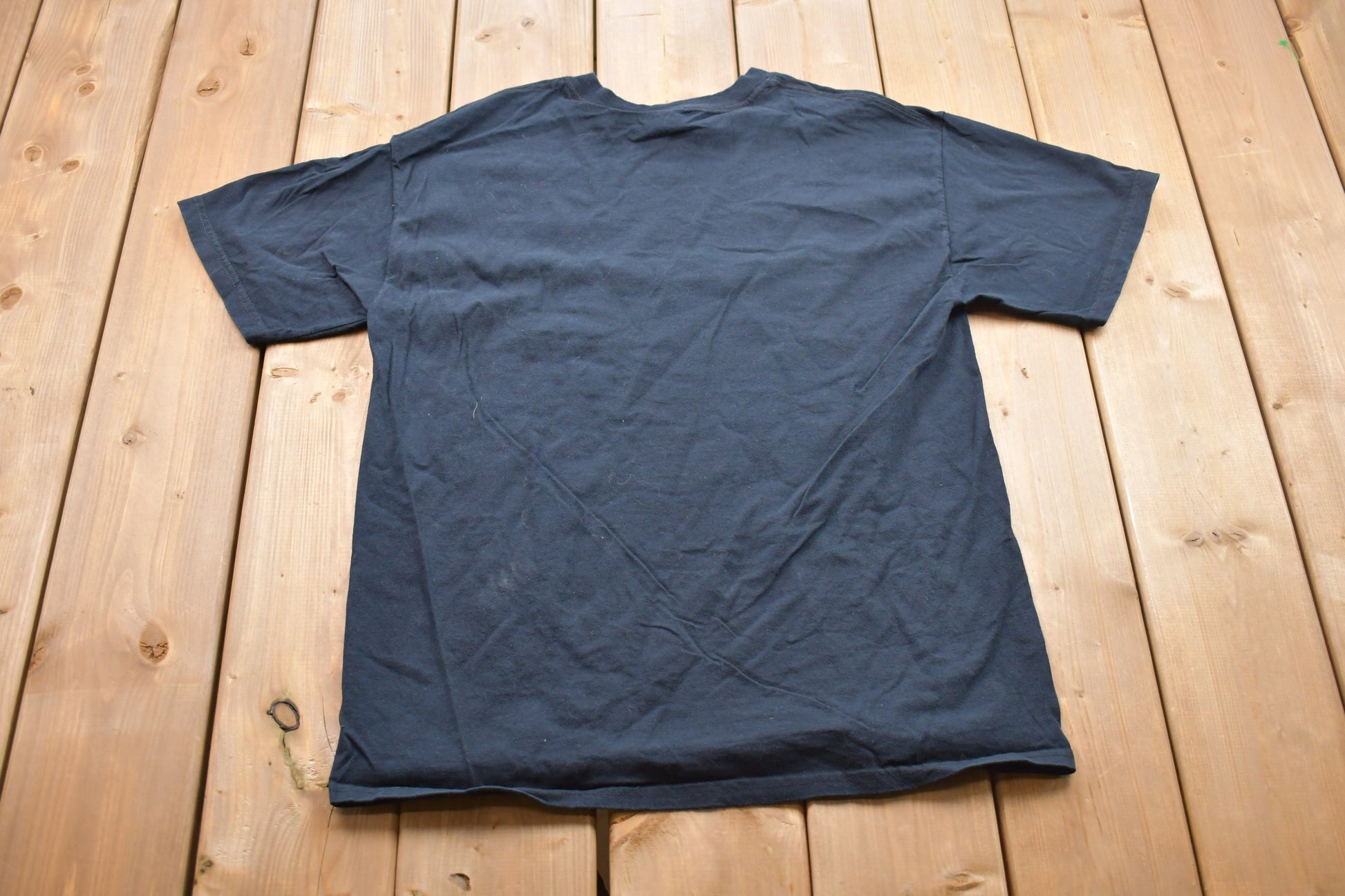 Vintage 2001 Elvis Presley T-shirt Band Tee King of Rock