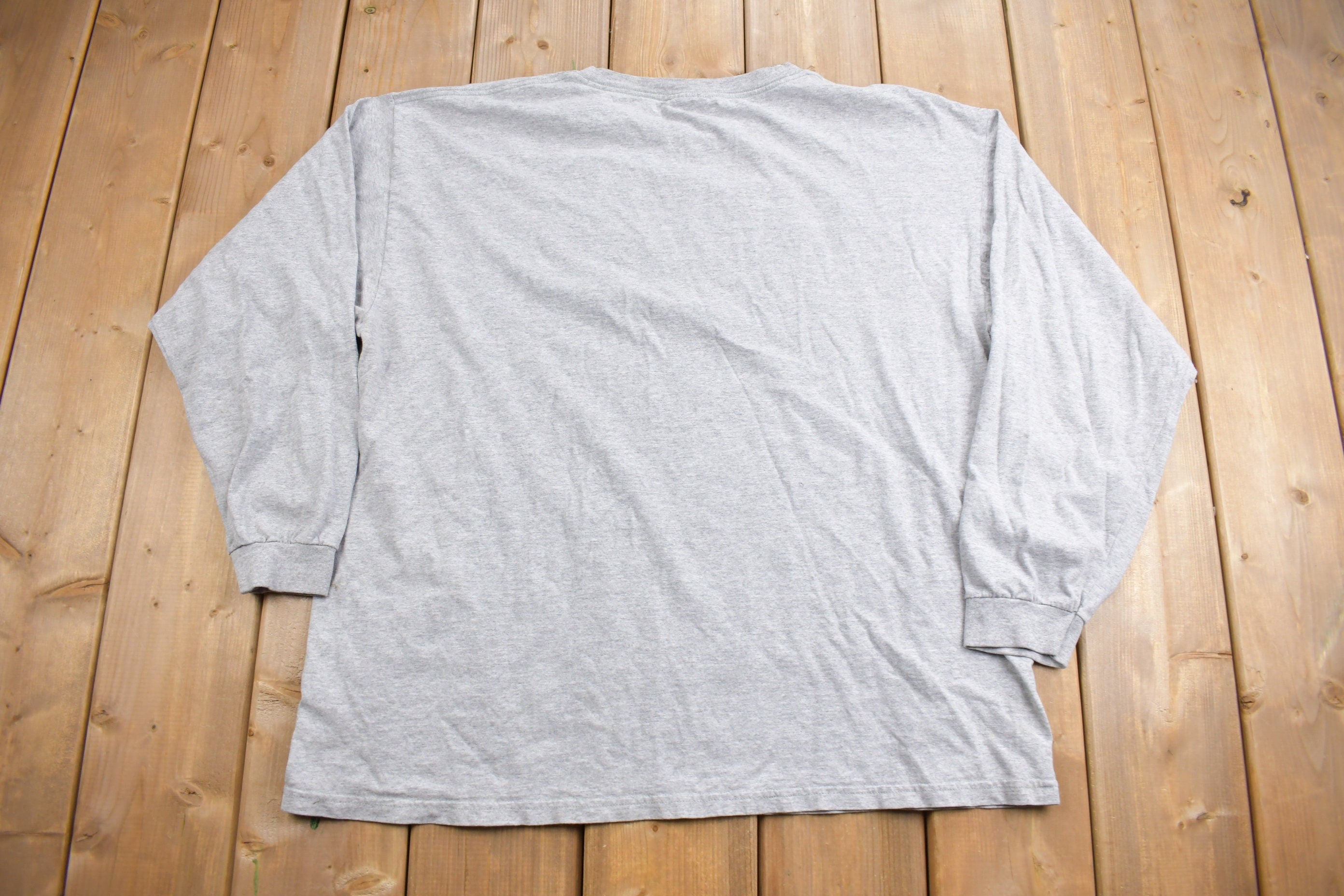 Vintage 1999 Cleveland Browns NFL Long Sleeve Graphic T-Shirt