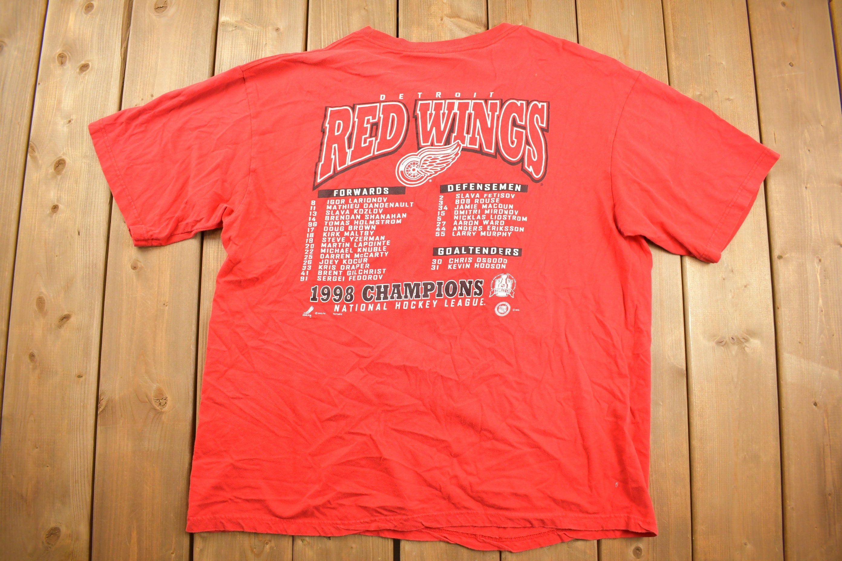 Vintage 1998 Detroit Red Wings Stanley Cup Champions T-Shirt