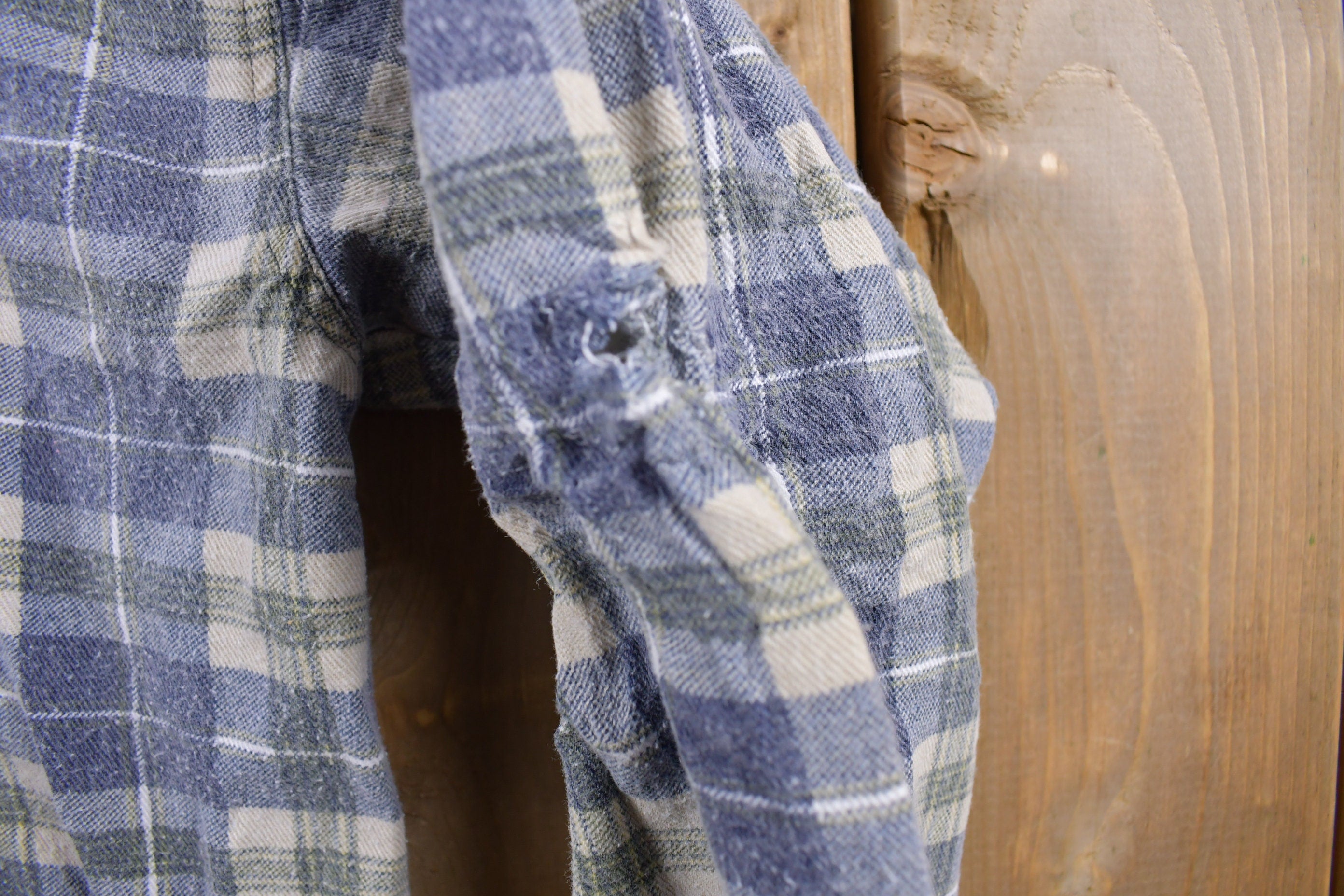 Vintage 1990s DB Classic Plaid Collared Crewneck Sweatshirt