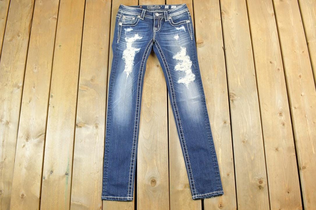 Vintage Y2K Miss Me Skinny Bedazzled Low Rise Jeans Size 26x31