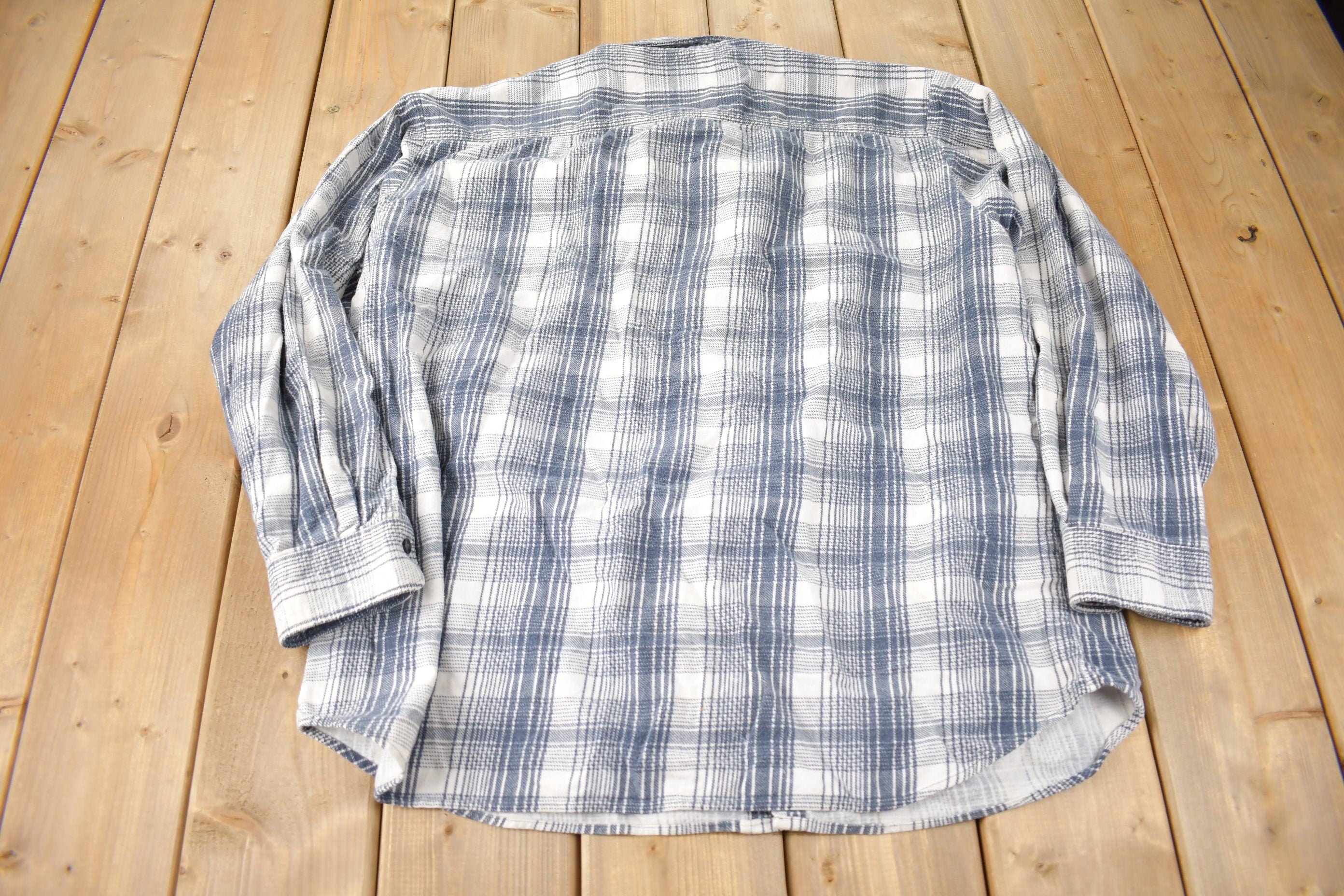 Vintage 1990s Saugatuck Plaid Button Up Flannel Shirt