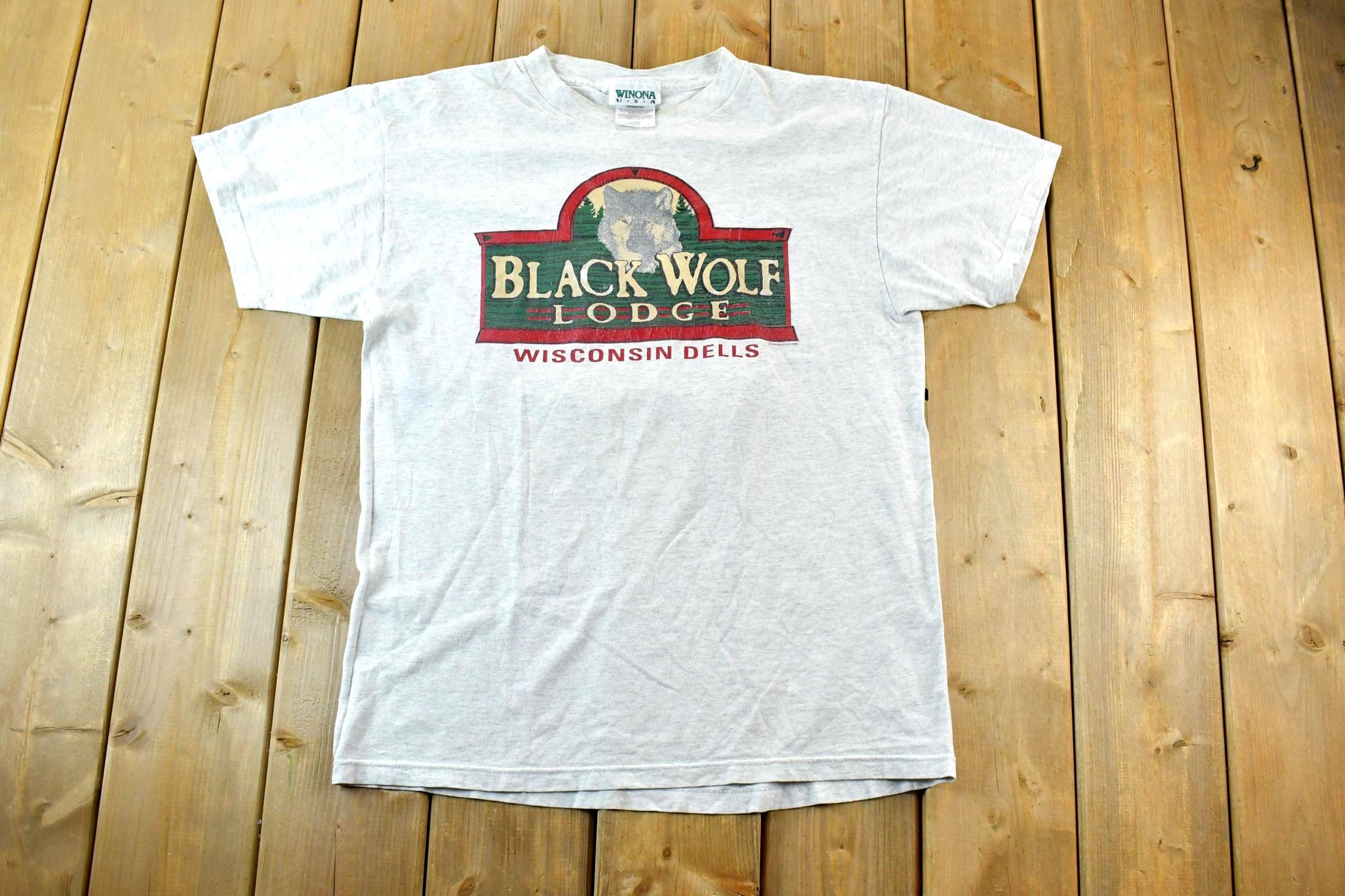 Vintage 1990s Black Wolf Lodge Single Stitch T-Shirt / 90s Vintage Wisconsin Dells Souvenir Tee / Rare Vacation Tee / Made In USA
