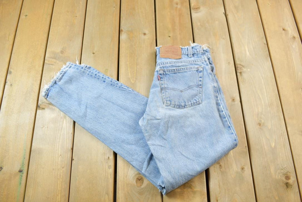 Vintage 1990s Levi's 550 Red Tab Jeans Size 29x 32