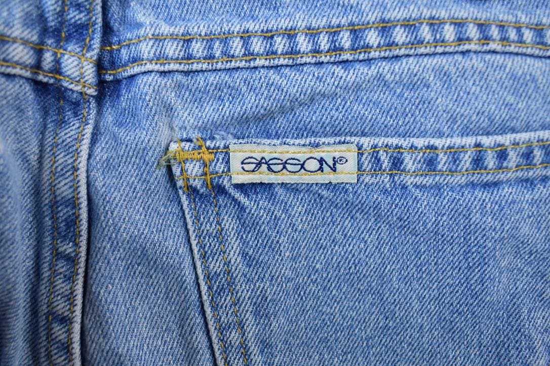 Vintage 1990s Sasson Denim Jeans Size 26 x 28