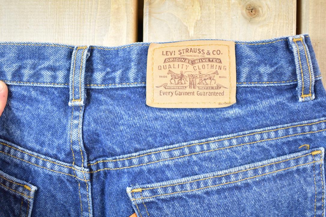 Vintage 1970s Levi Strauss Orange Tab Denim Jeans Size 32 x 27 Made In USA