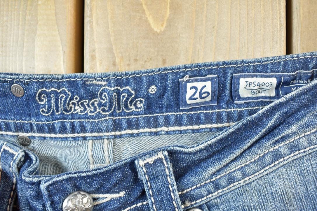 Vintage Y2K Miss Me Bedazzled Low Rise Jeans Size 26x31