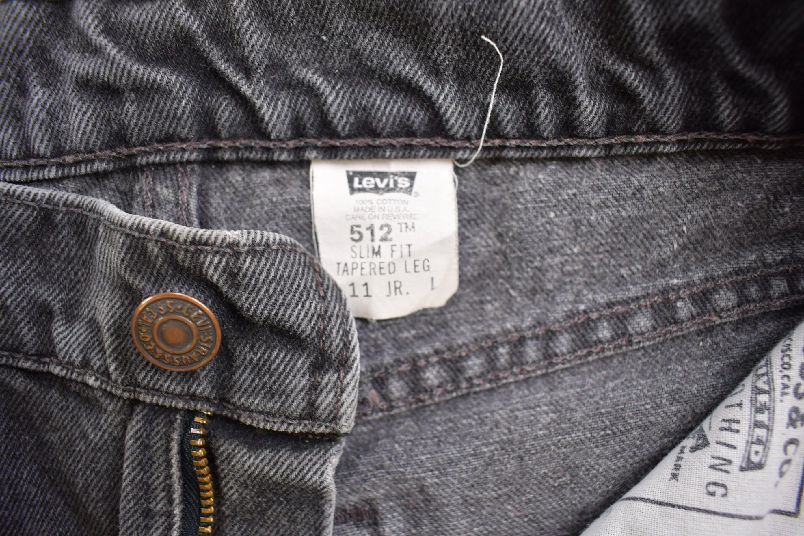 Vintage 1990s Levi's 512 Red Tab Women's Black Jeans Size 26 x 31