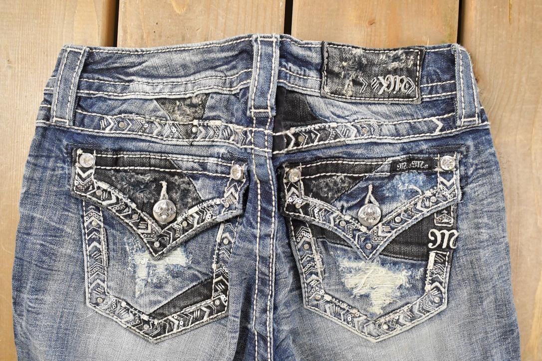 Vintage Deadstock Y2K Miss Me Bedazzled Low Rise Jeans Women's Size 26x31