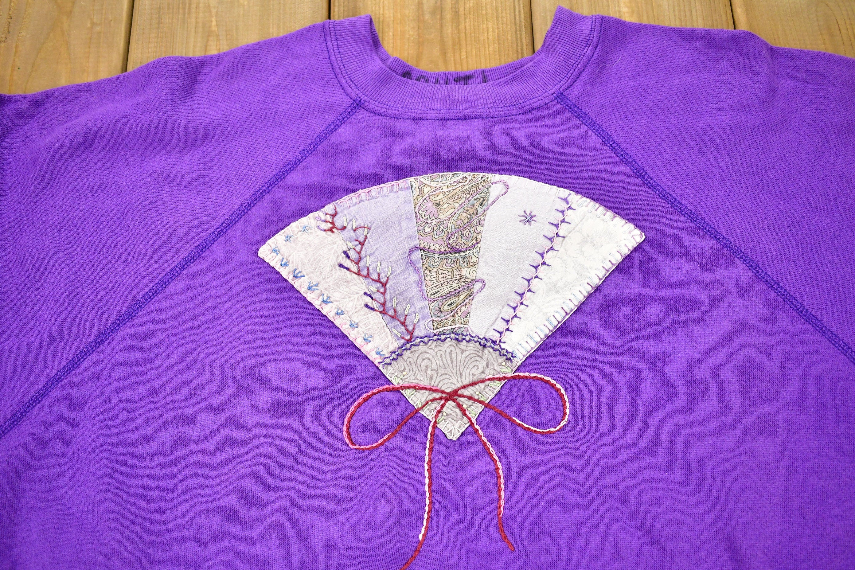 Vintage 1980s Asian Hand Fan Embroidered Graphic Raglan Cut Crewneck Sweater