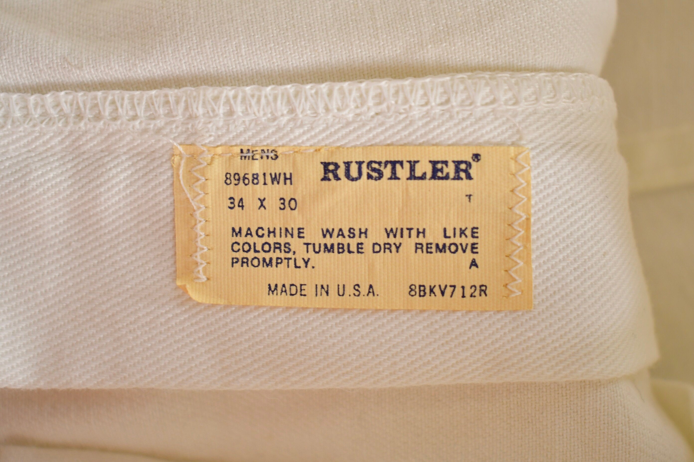 Vintage 1980s White Rustler Jeans Size 32 x 29.5