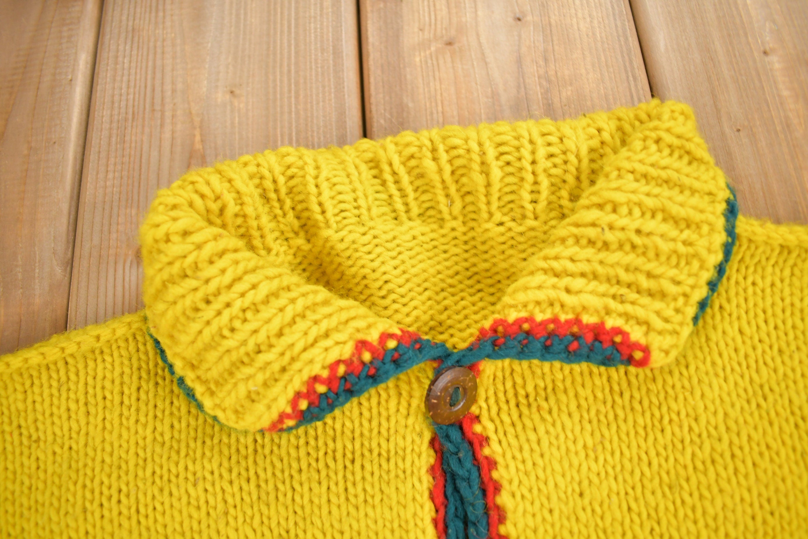Vintage 1960s Psychedelic Style Wool Knit Sweater
