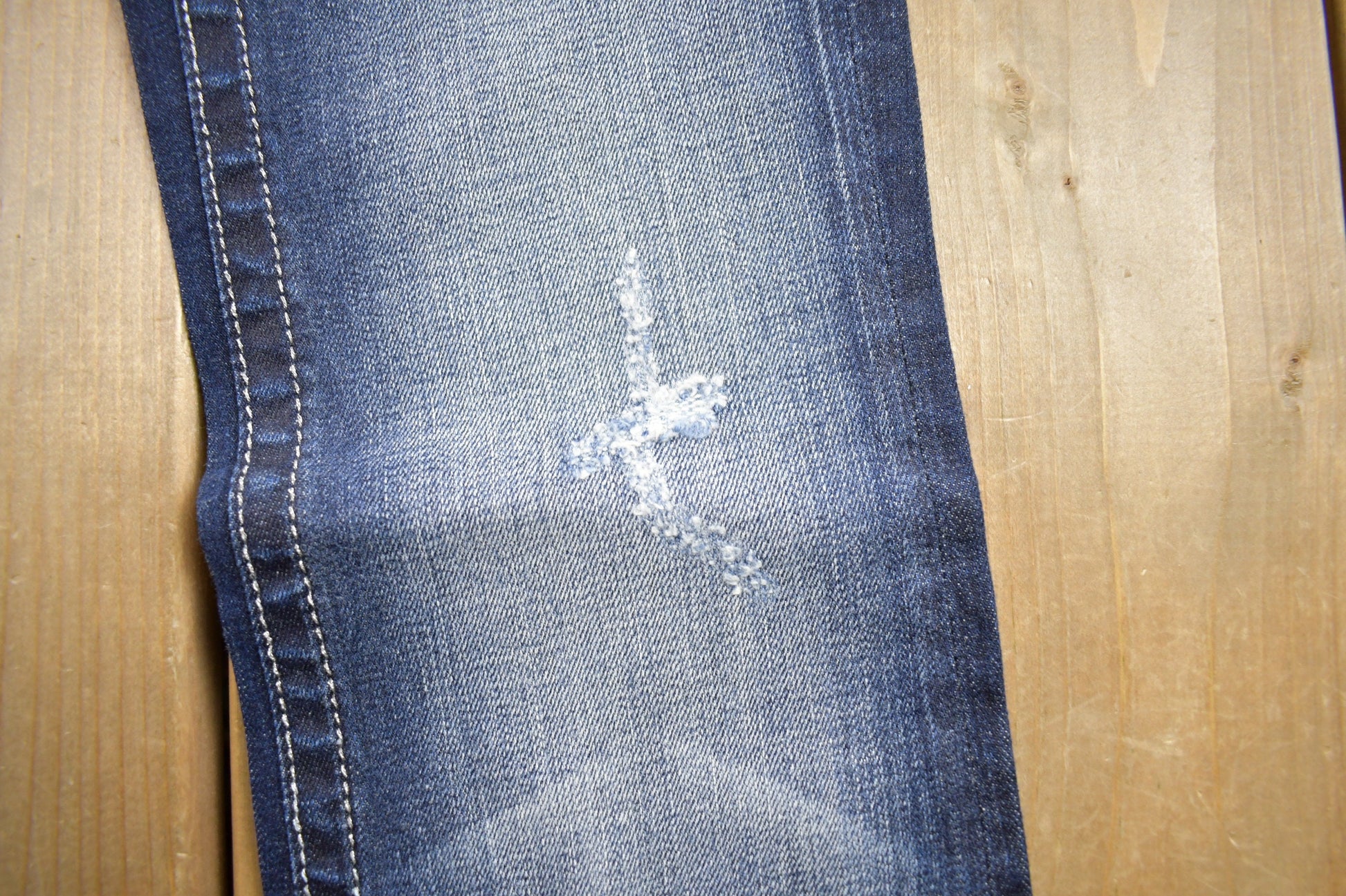 Vintage Y2K Miss Me Bedazzled Low Rise Jeans Size 26x33