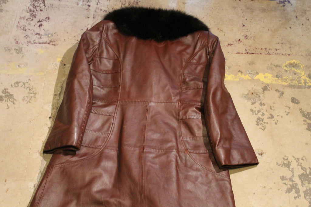 Vintage 1980s Mr Sabre Fur Collar Leather Trench Coat