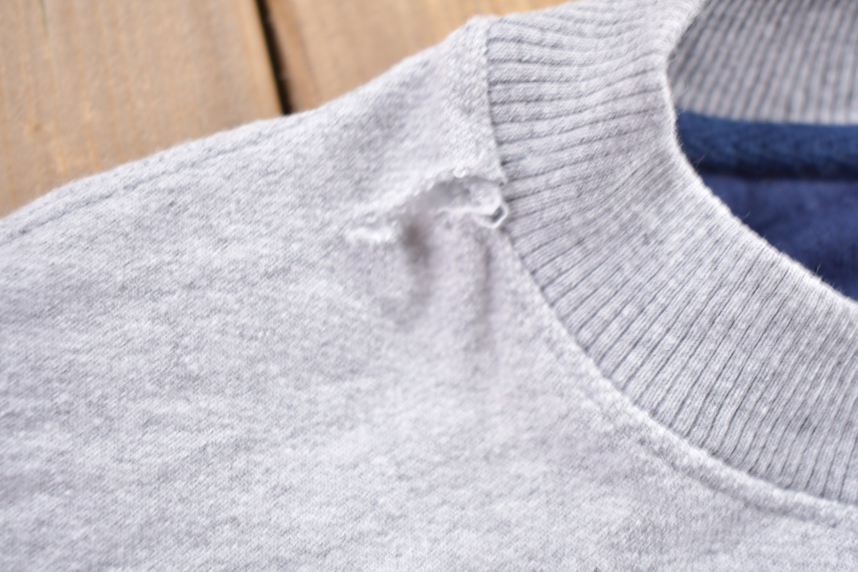 Vintage 1990s Champion Blank Grey Crewneck Sweatshirt