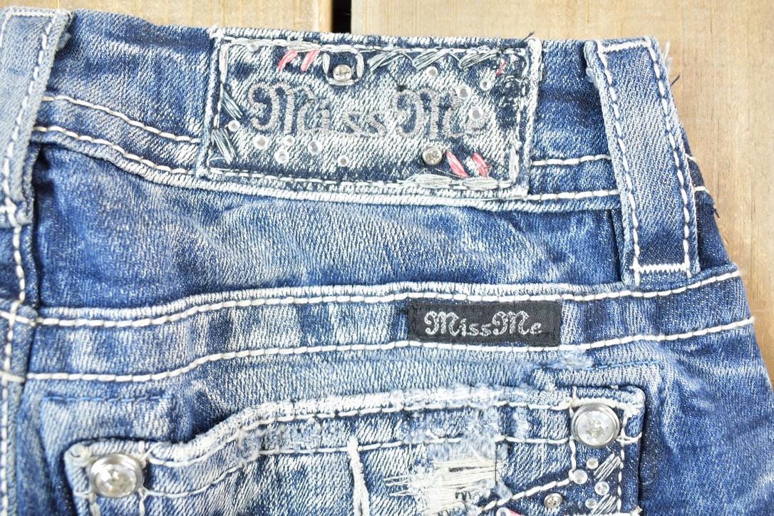 Vintage Y2K Miss Me Bedazzled Low Rise Jeans Size 26x31