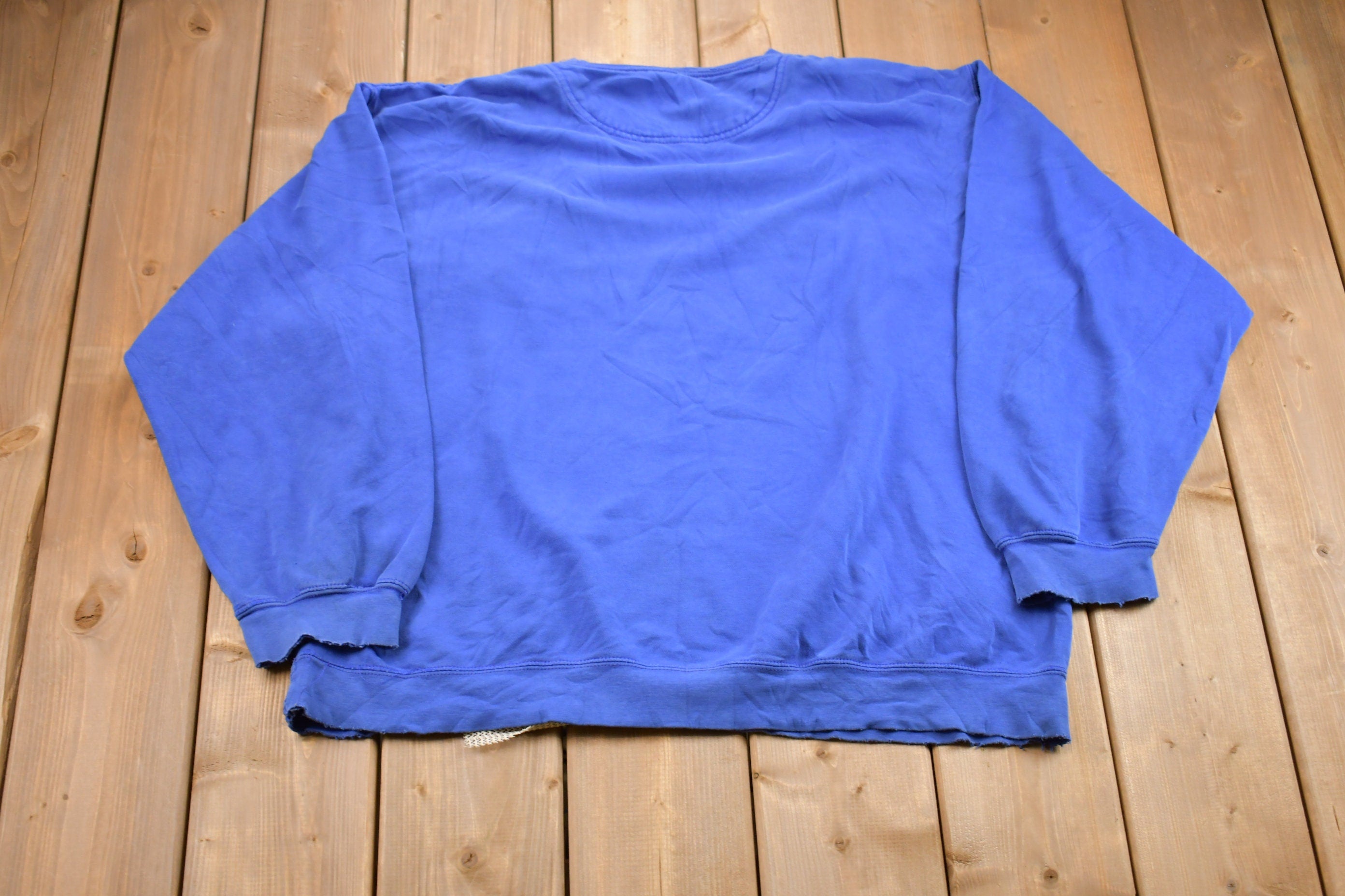 Vintage 1990s Krist Food Marts Crewneck Sweatshirt / 90s Crewneck / Souvenir / Athleisure / Streetwear / Travel And Tourism