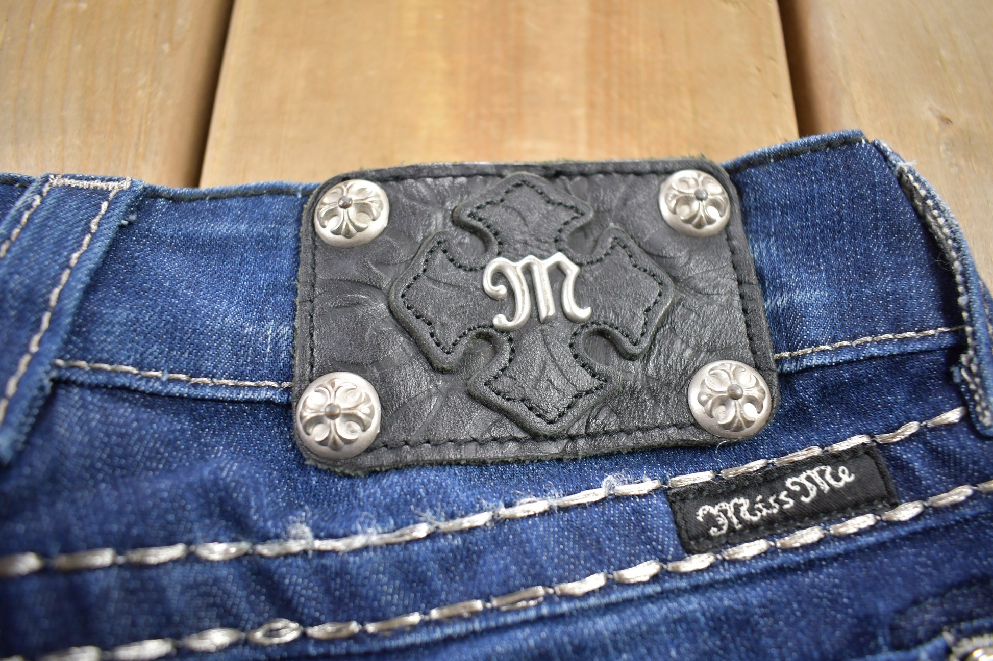 Vintage Y2K Miss Me Bedazzled Low Rise Jeans Size 26x32