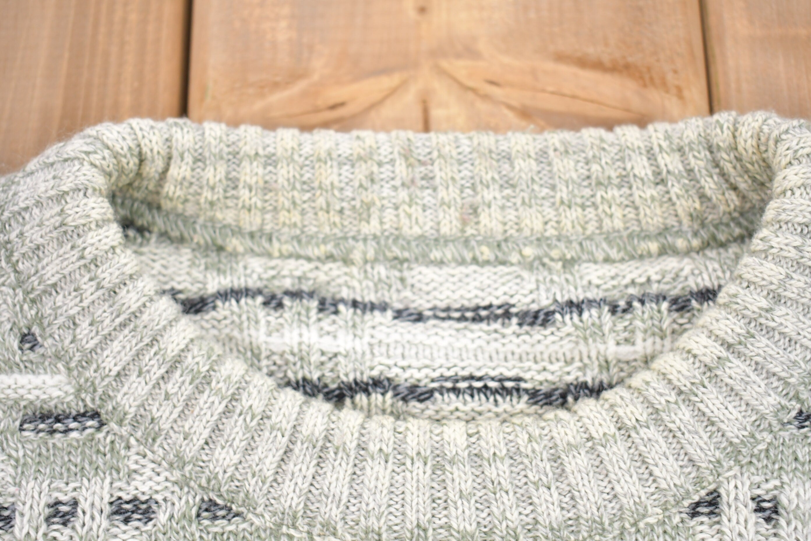 Vintage 1990s Abstract Graphic Knitted Sweater