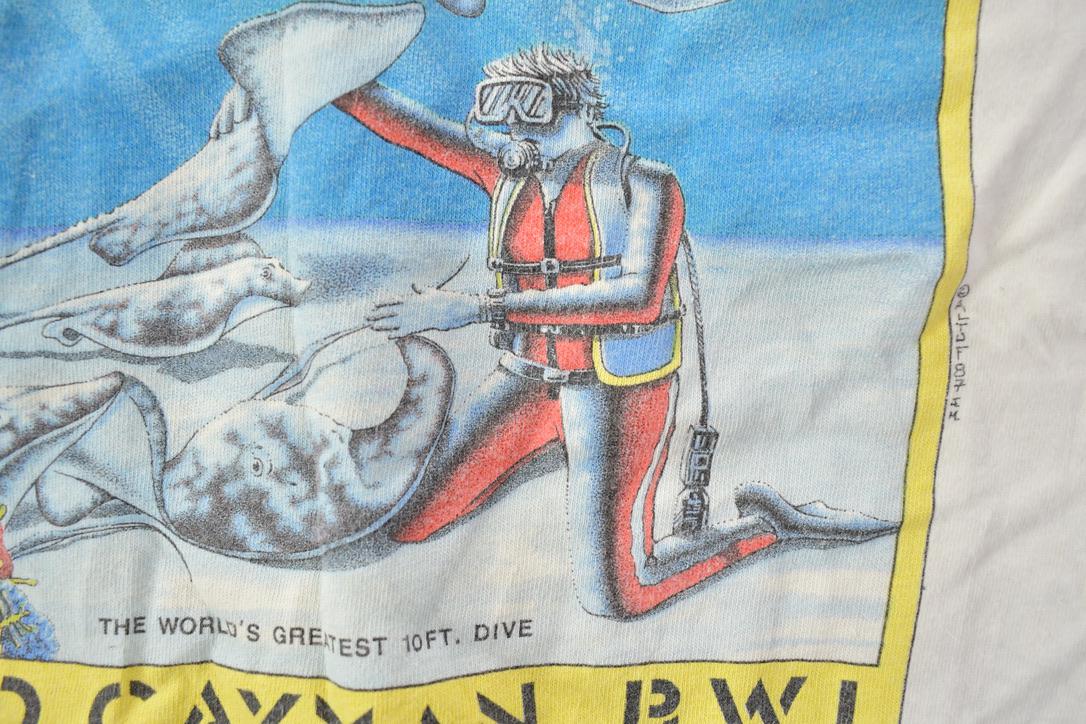 Vintage 1990s Bob Soto's Diving Stingray City Grand Cayman Souvenir T-Shirt