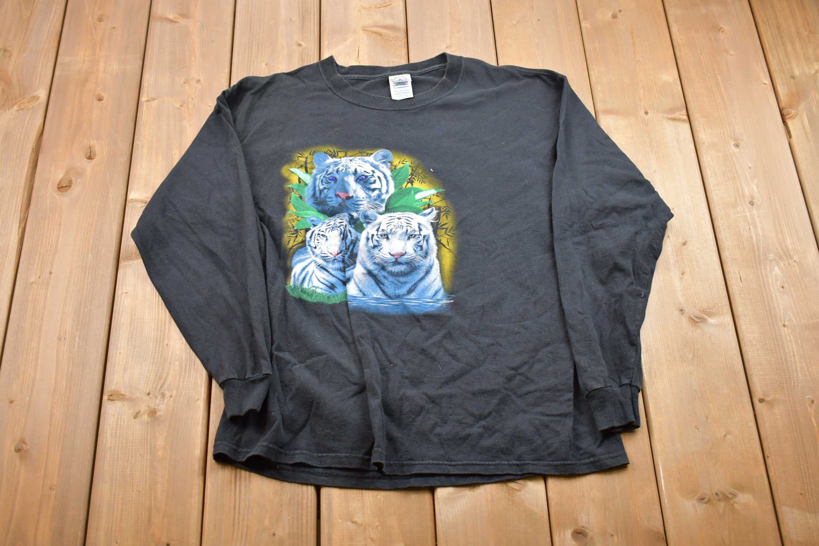 1990s Tiger Graphic Long Sleeve