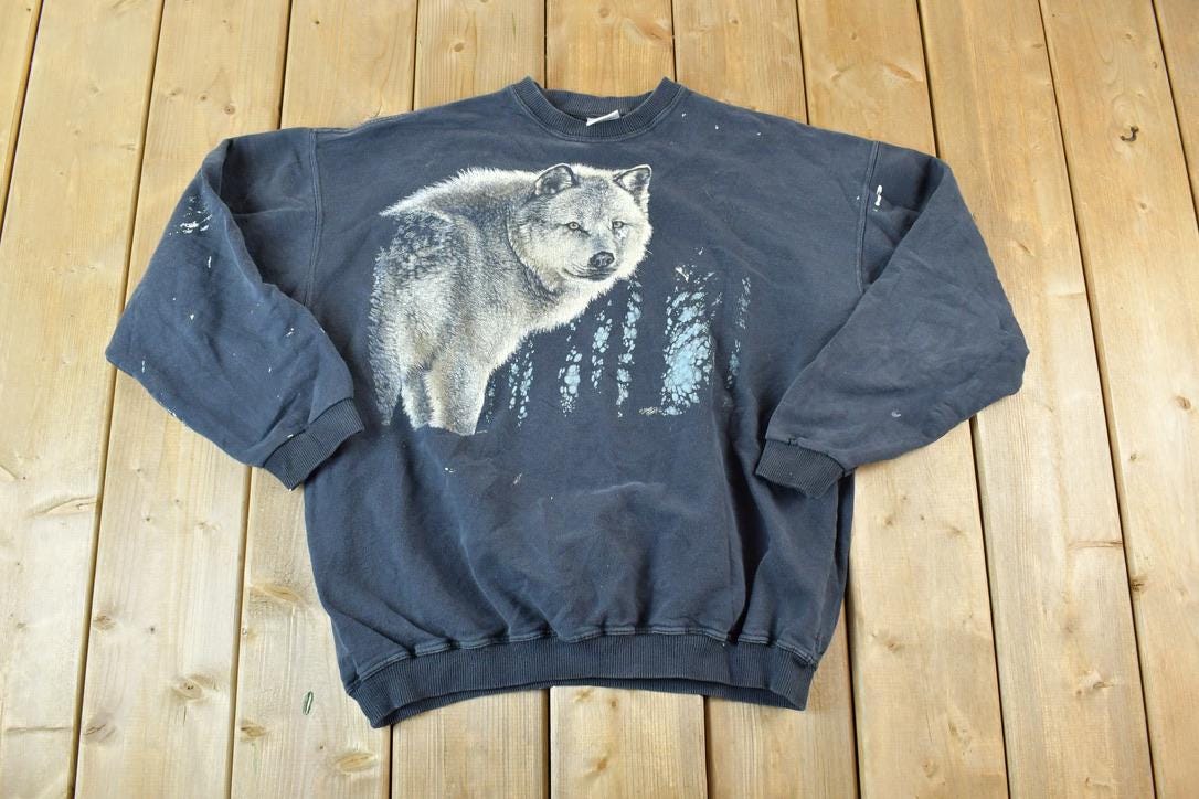 Vintage 1990s Lone Wolf Outdoorsman Crewneck Sweatshirt