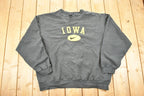 Vintage Y2K Nike Iowa Hawkeyes University Crewneck Sweater Mens XXL