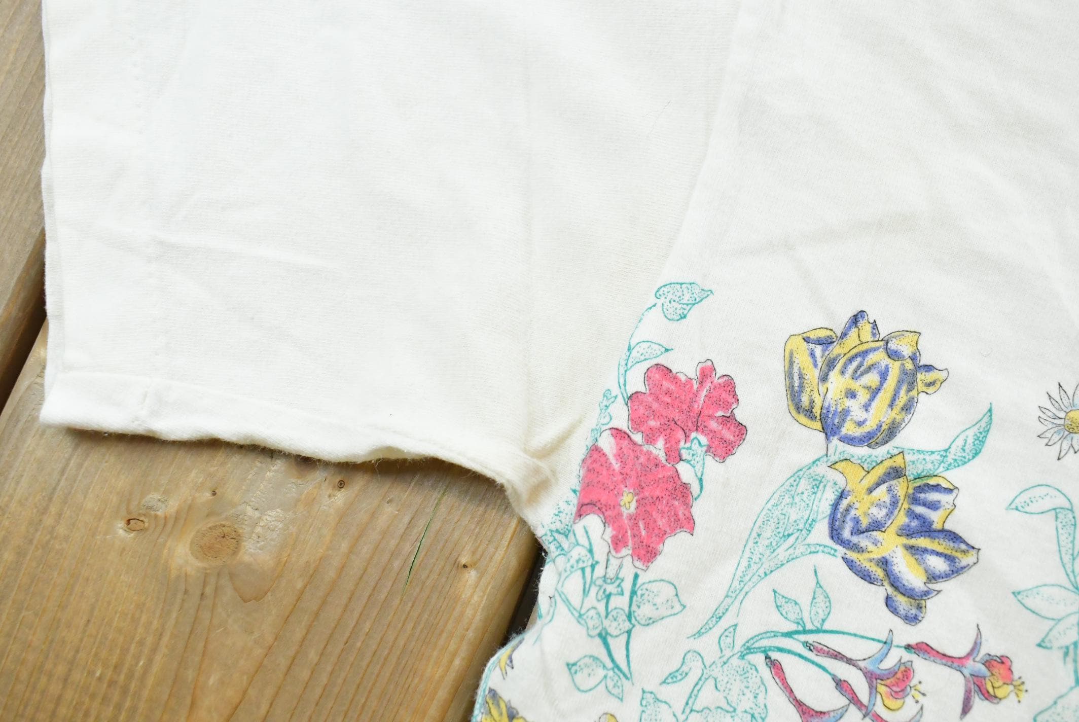 Vintage 1990s Northern Reflections Flowers Birds Graphic T-Shirt Mens L / Streetwear / Retro / Single Stitch / 90s Graphic Tee / Nature