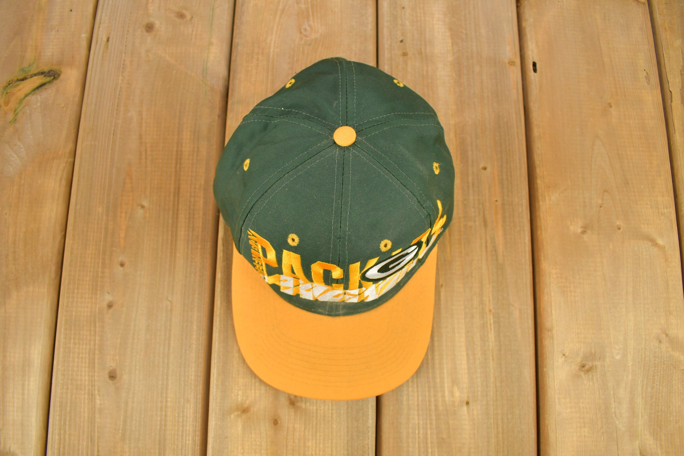 Vintage 1990s Green Bay Packers NFL logo 7 Snap Back Hat