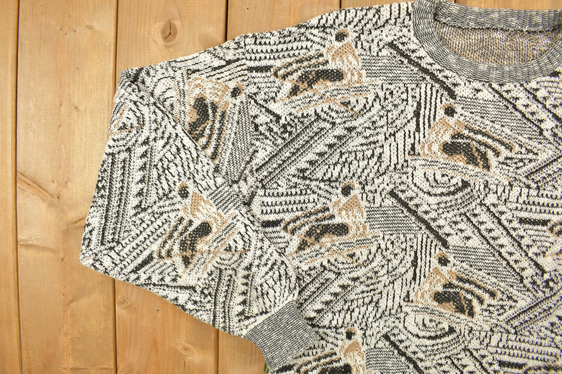 Vintage 1990s Abstract Knitted Crewneck Sweater All Over Pattern